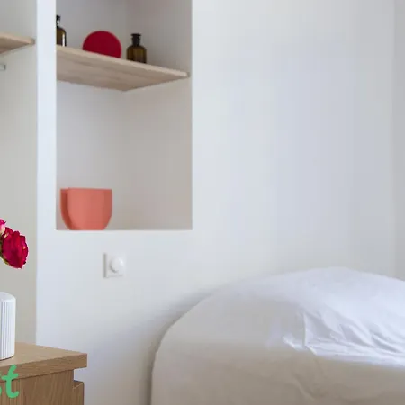 Contemporain Centre Et Plages * Nice