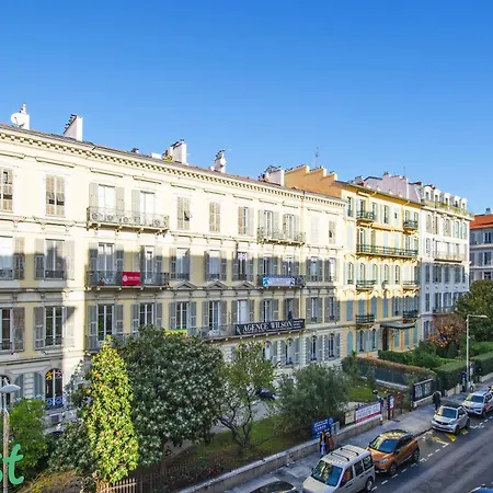 Contemporain Centre Et Plages Nice