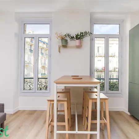 Apartment Contemporain Centre Et Plages Nice